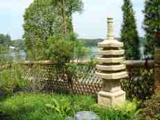 asian garden sculpture trees maartent