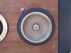 speaker round rounded wood musical sound