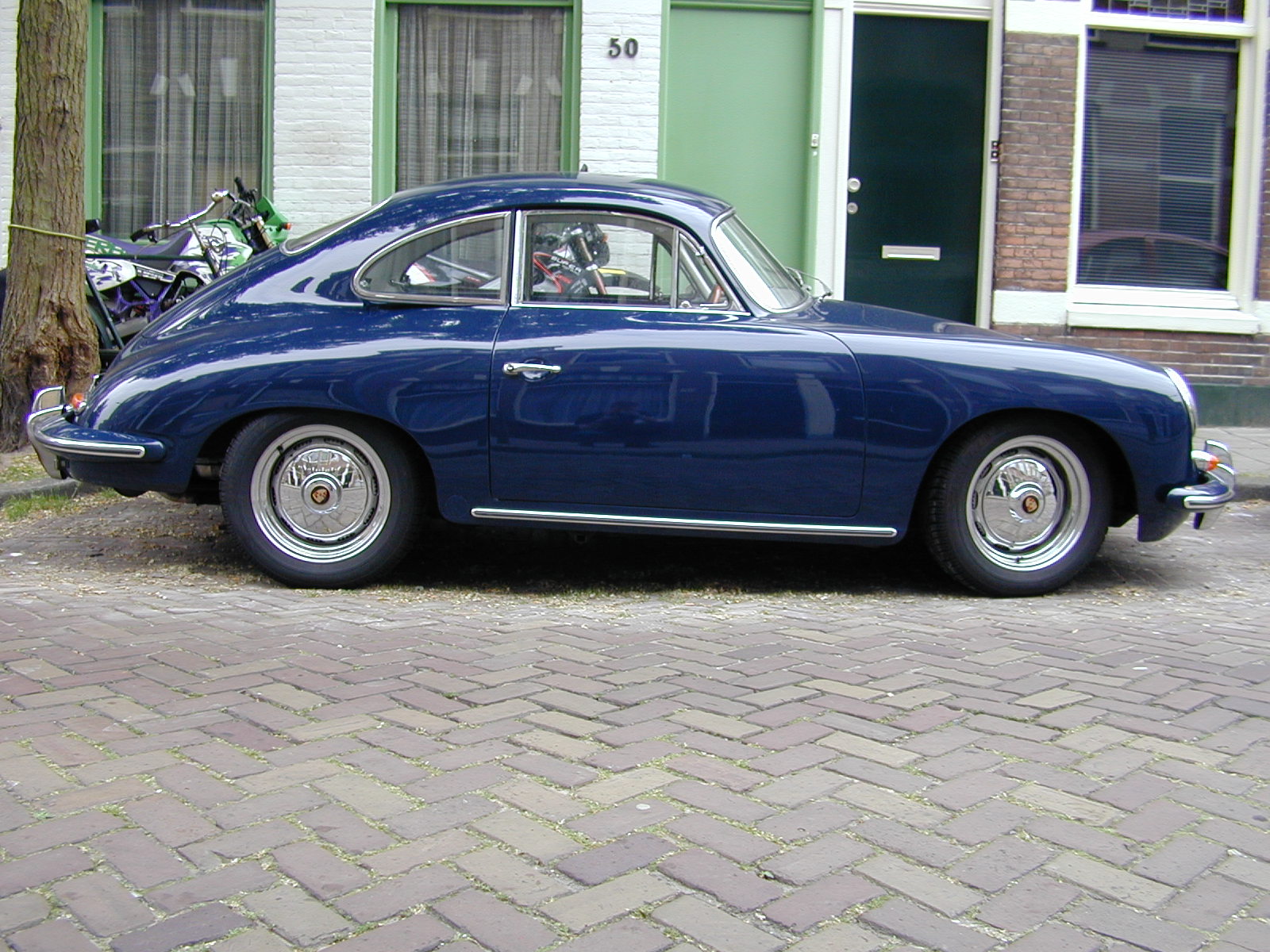 Image*After : photos : vehicles land porsche oldtimer side blue