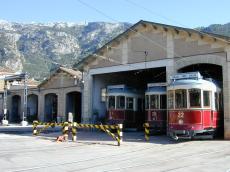 train station dock railway tram