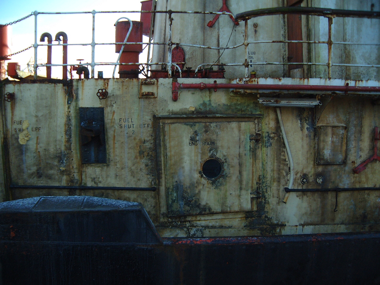 Image*After photos maartent rusty rust boat ship hull dirty