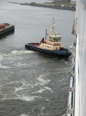 vehicles water towboat boat ijmuiden transport ship