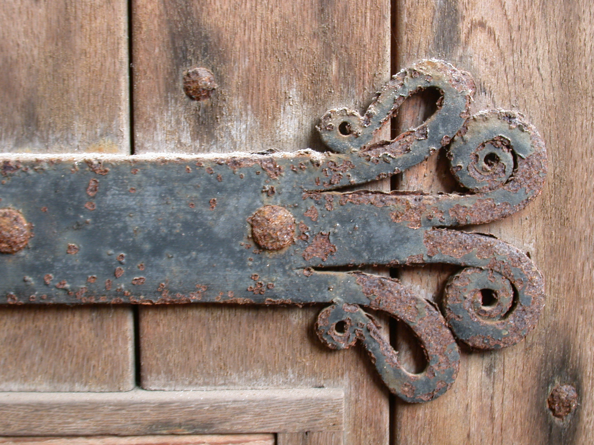 Image*After photos old metal metallic hinge door brass plumes rust