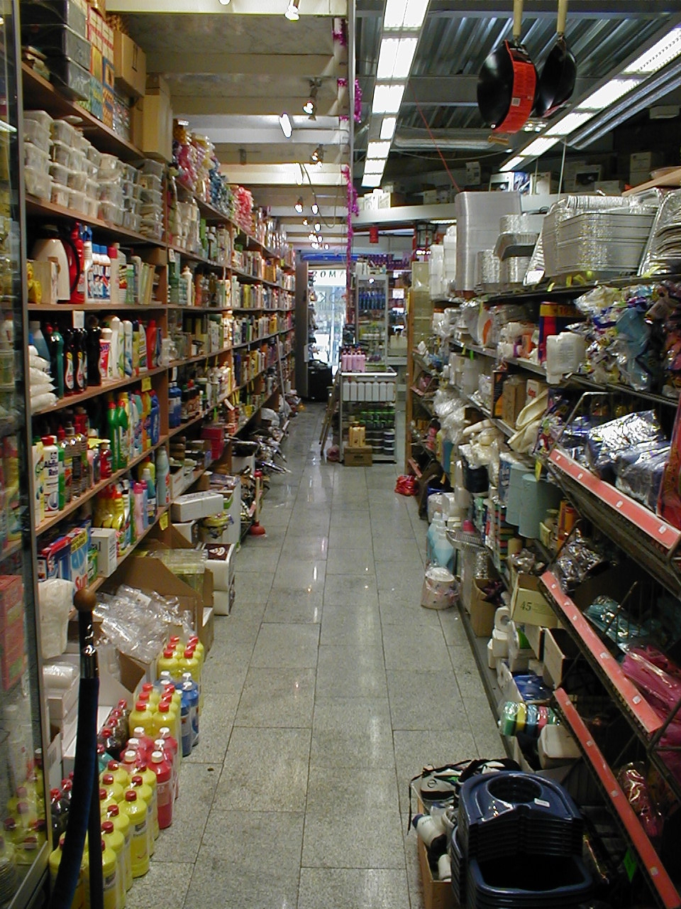 dario messy store shop shelves products