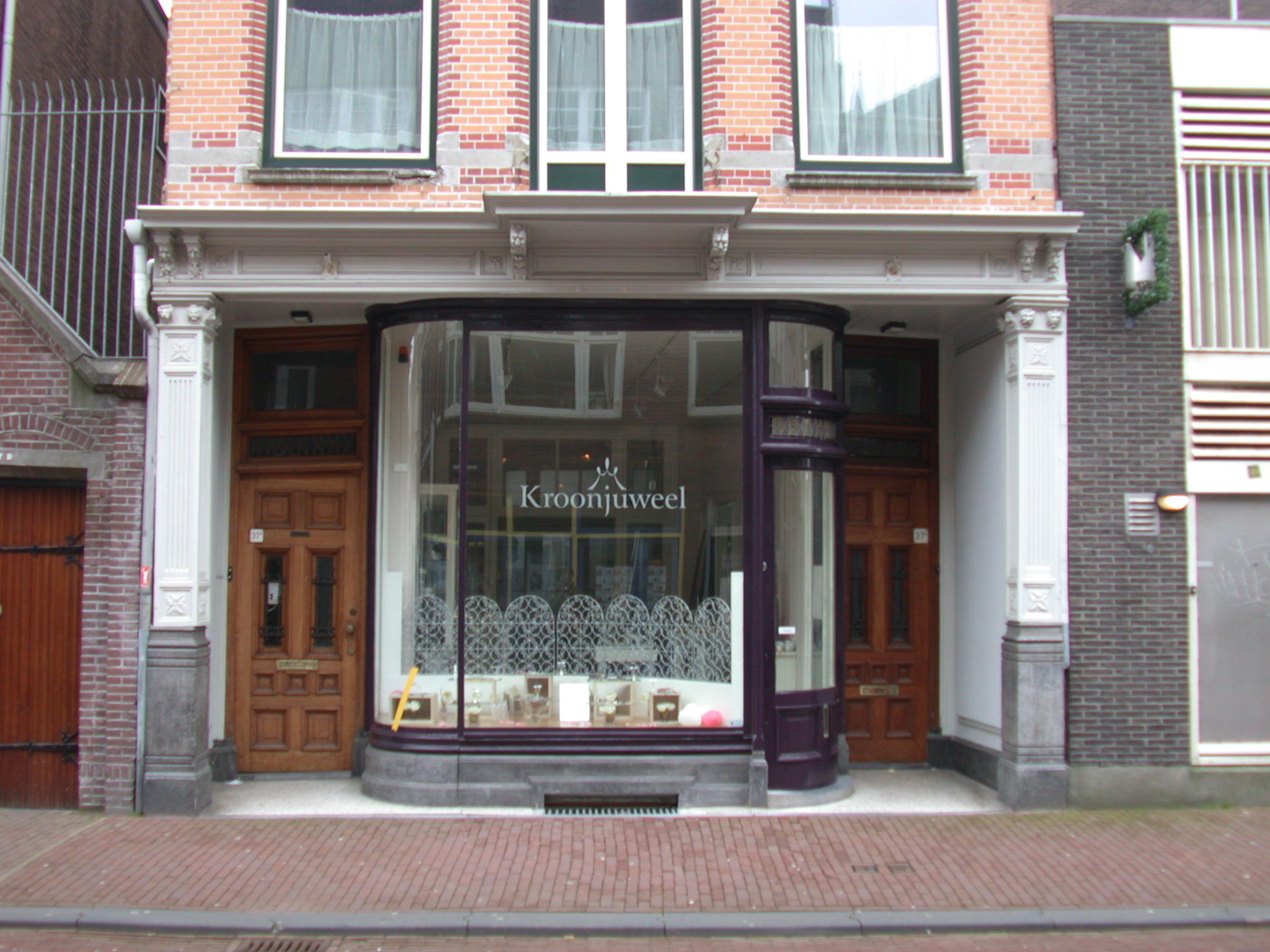 shop jeweler amsterdam kroonjuweel window