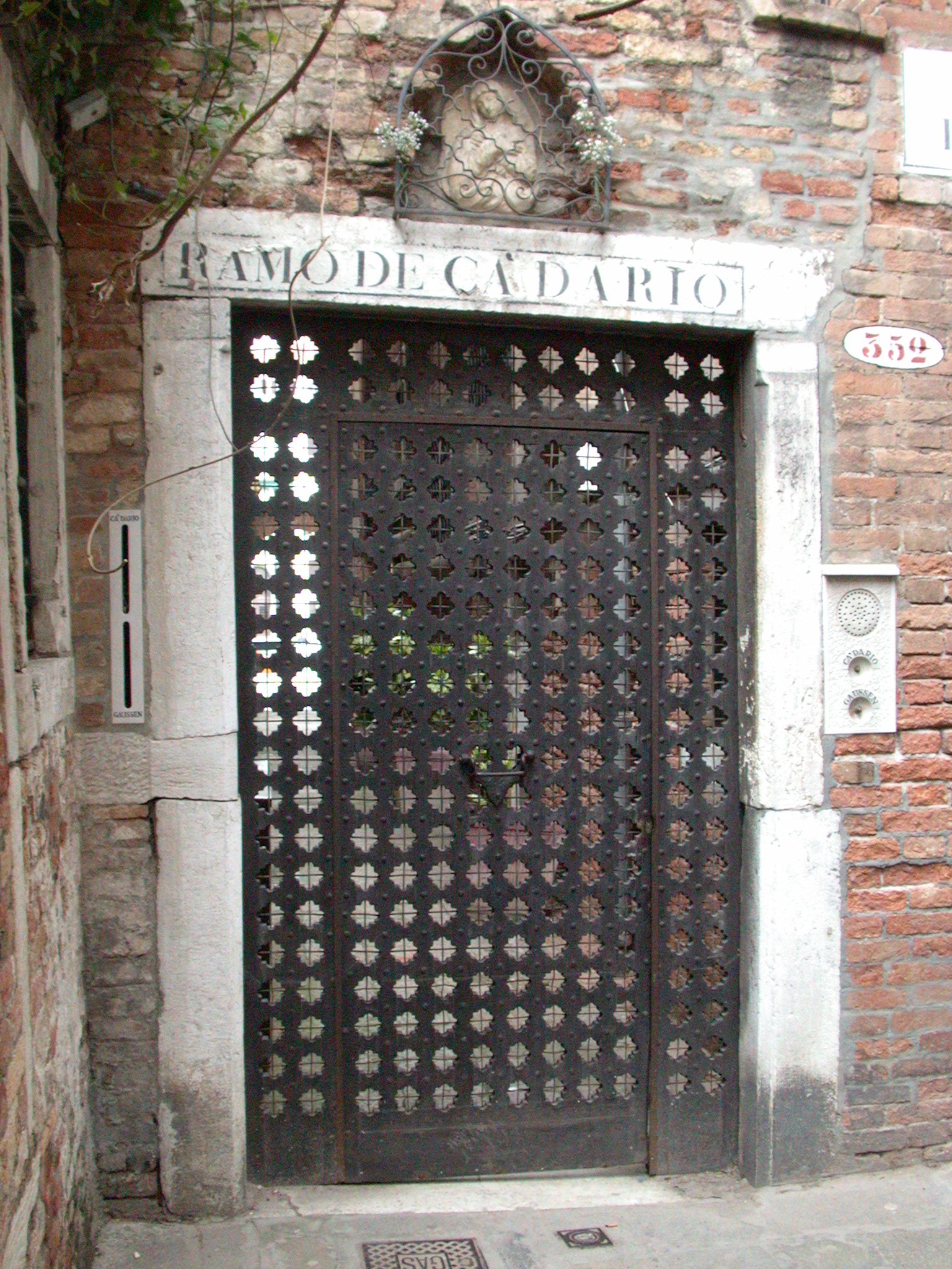 door gate iron locked ramo de cadario royalty-free
