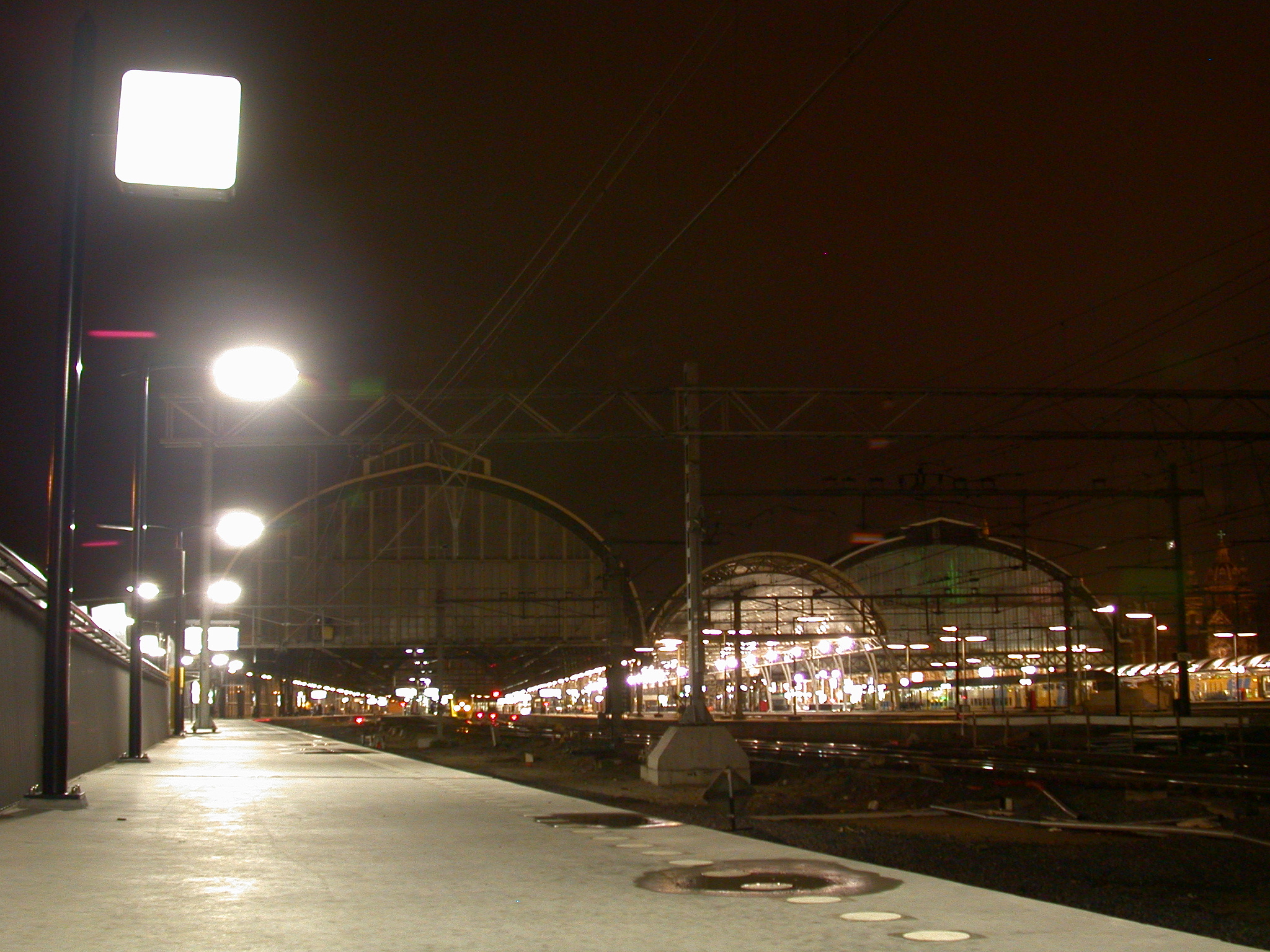 night nighttime night-time time dark bright light railway station central arches roof