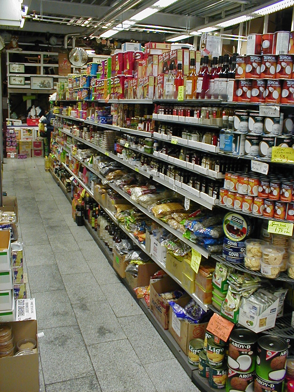 dario supermerket shelves shelf groceries products shop