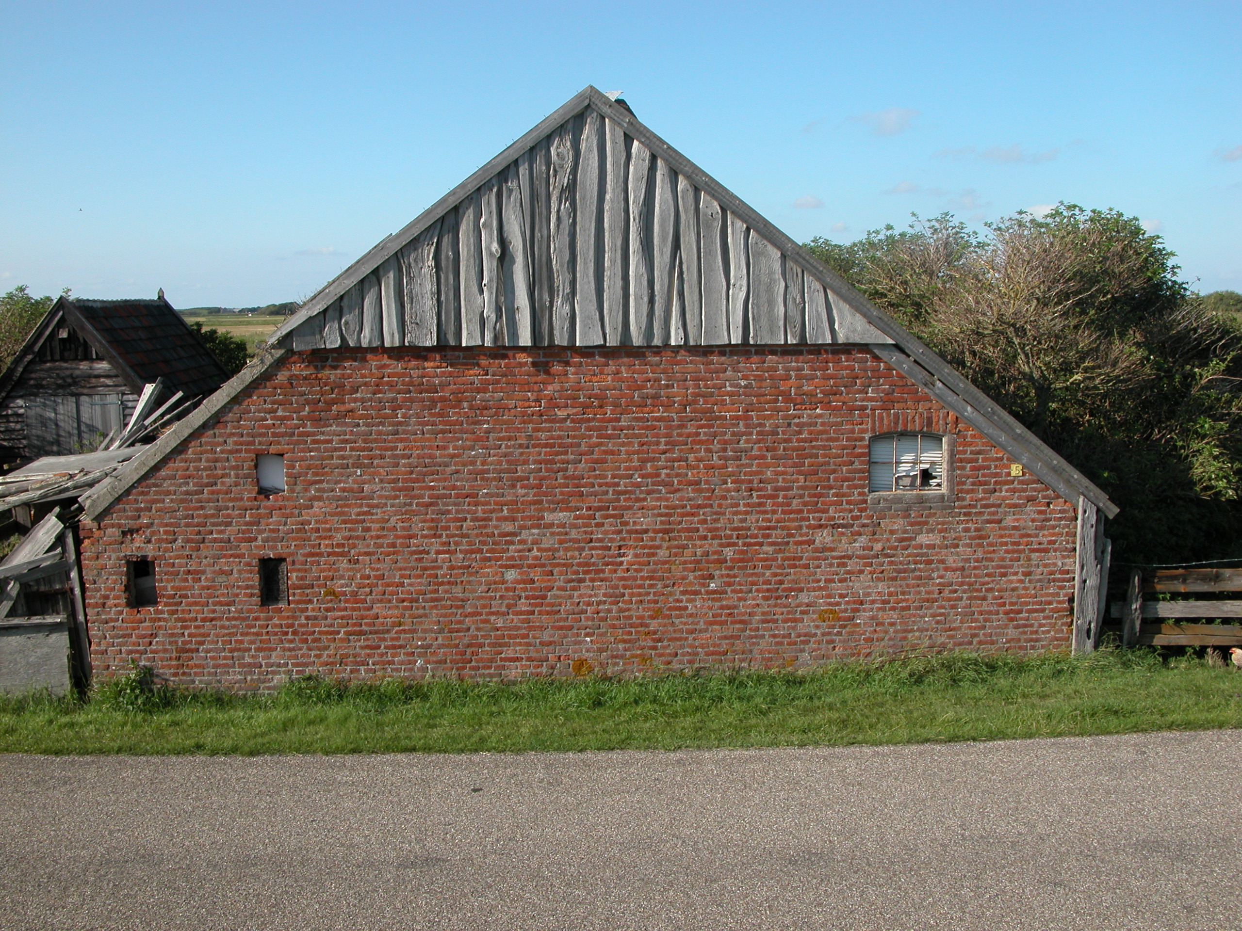 farm shed barn bricks roof sloped