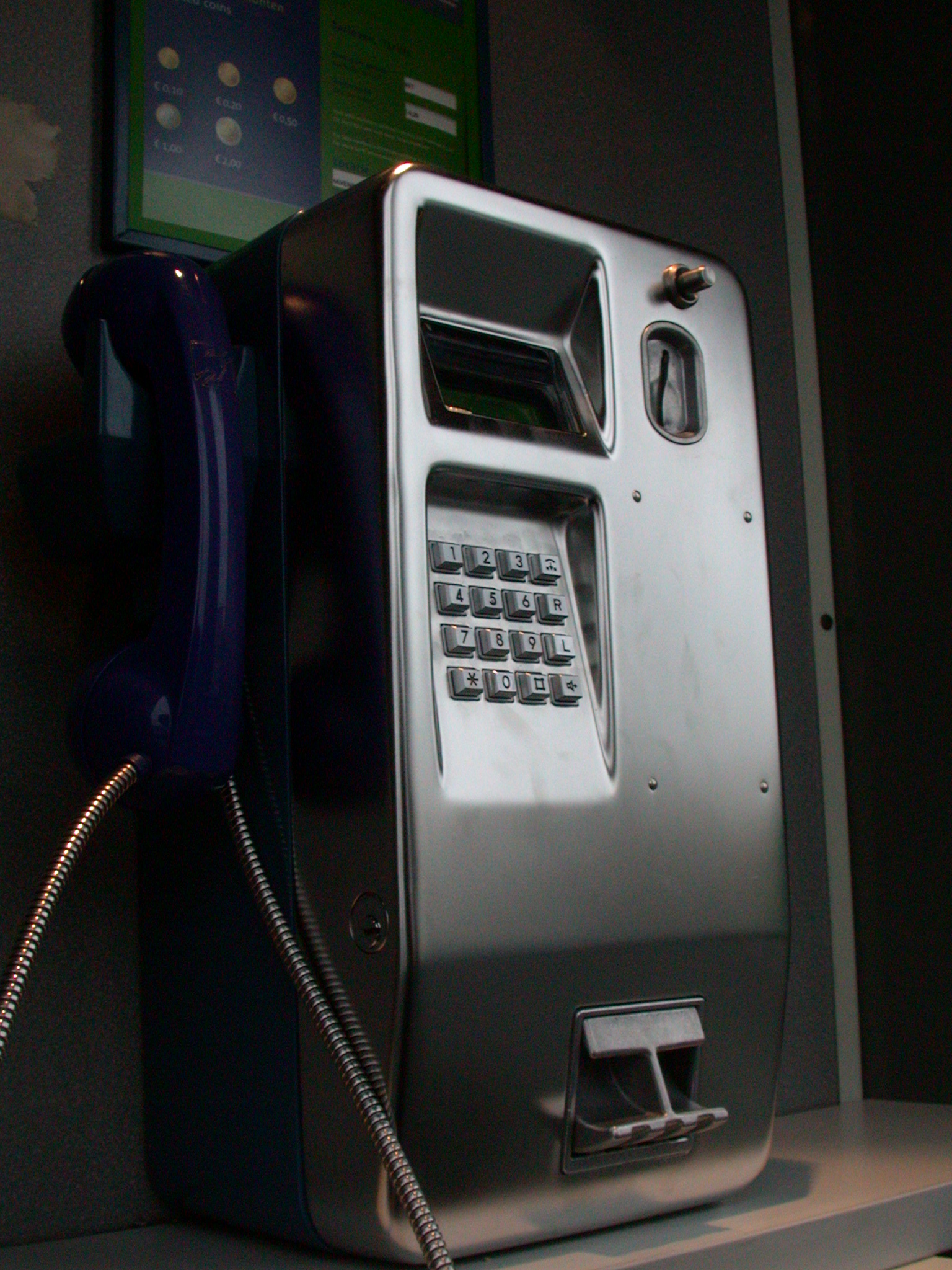 pay phone phonebox box keys slot