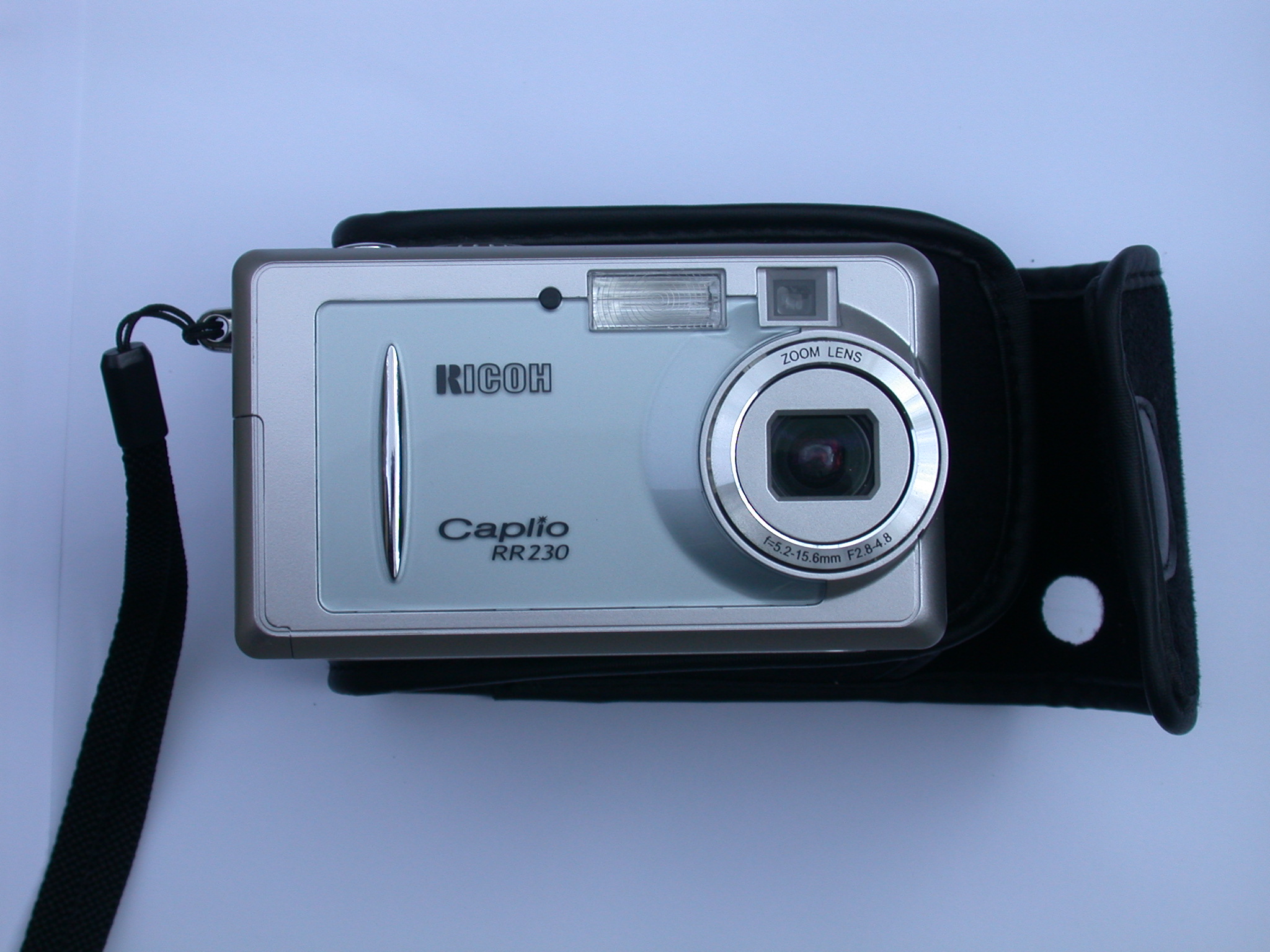 objects camera ricoh digital digitalcamera silver lens photocamera