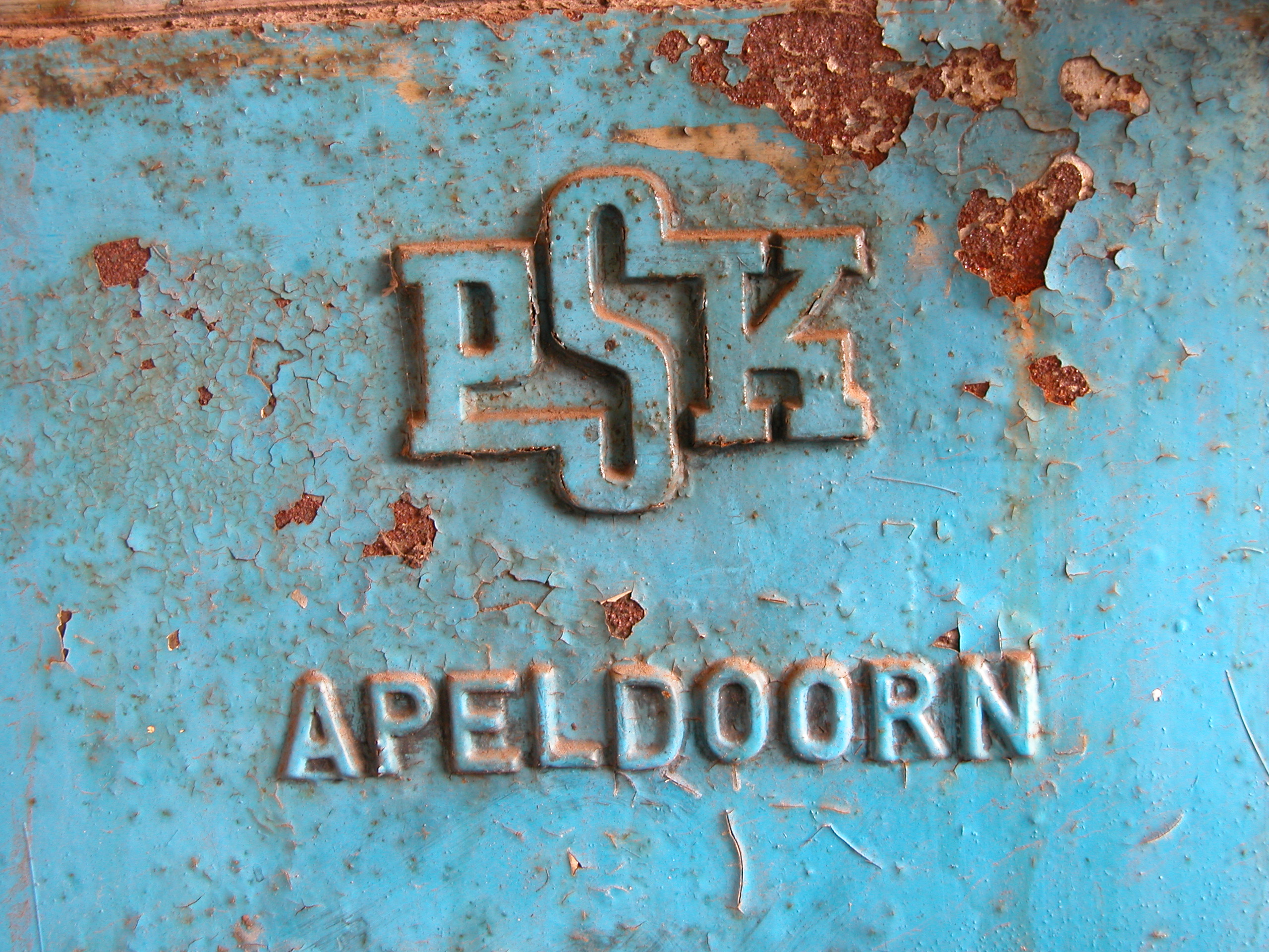scripts typography metal rusted brand logo psk apeldoorn serif aqua