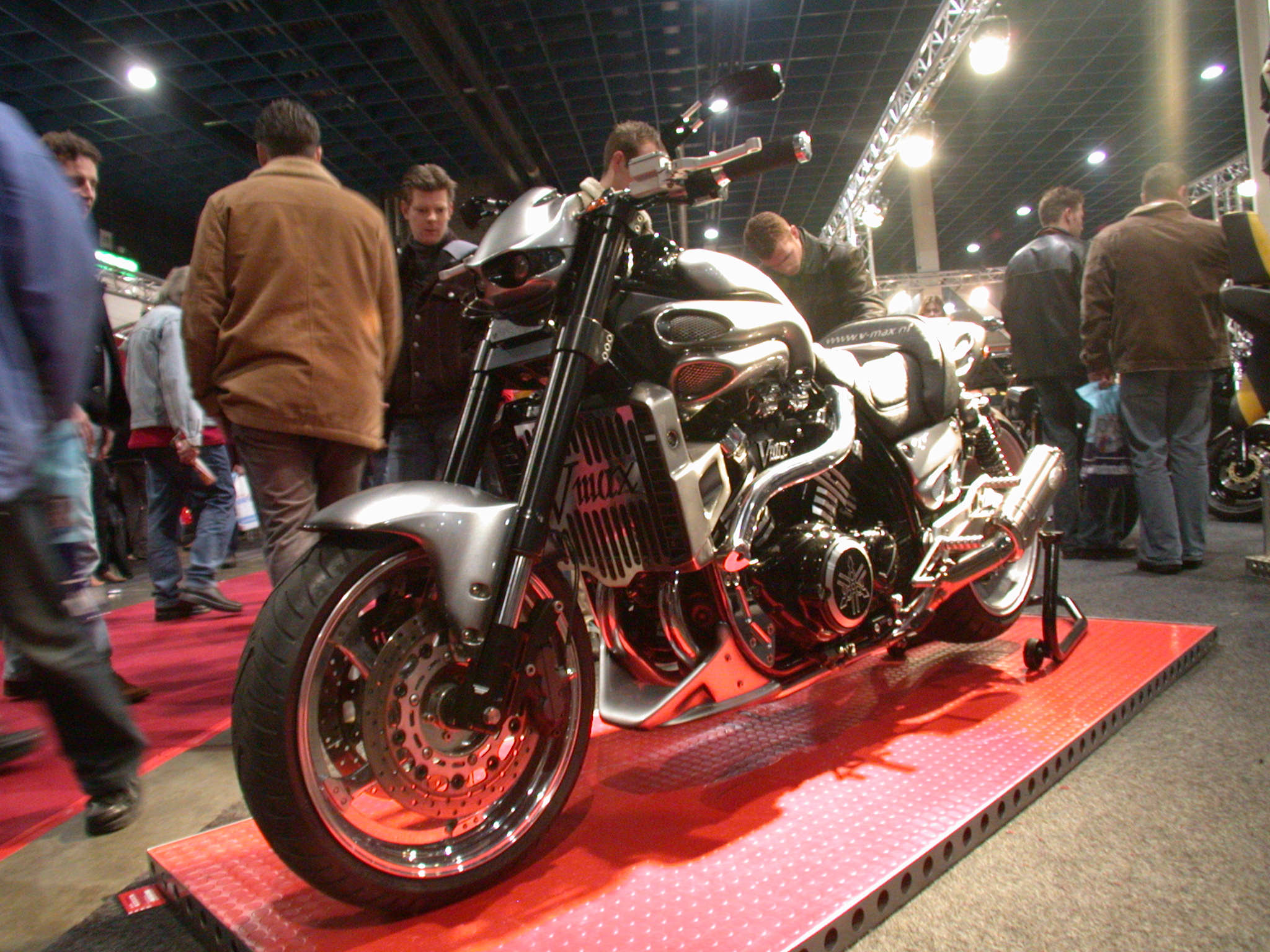 bike show motorbike motorcycle chrome steel refelction textures