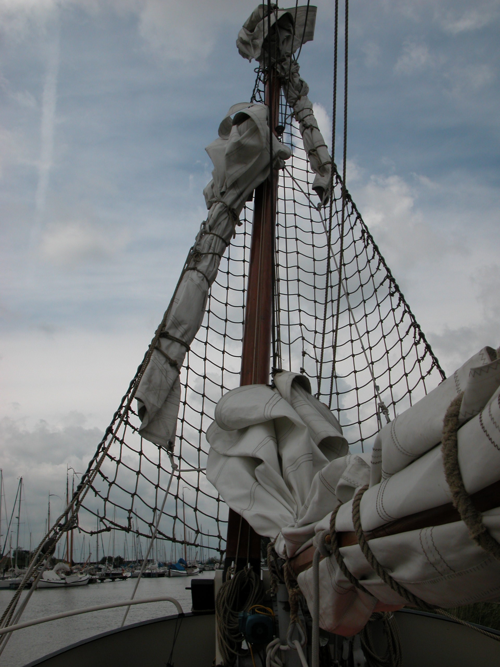 mast rigging net nets canvas sail boat ship