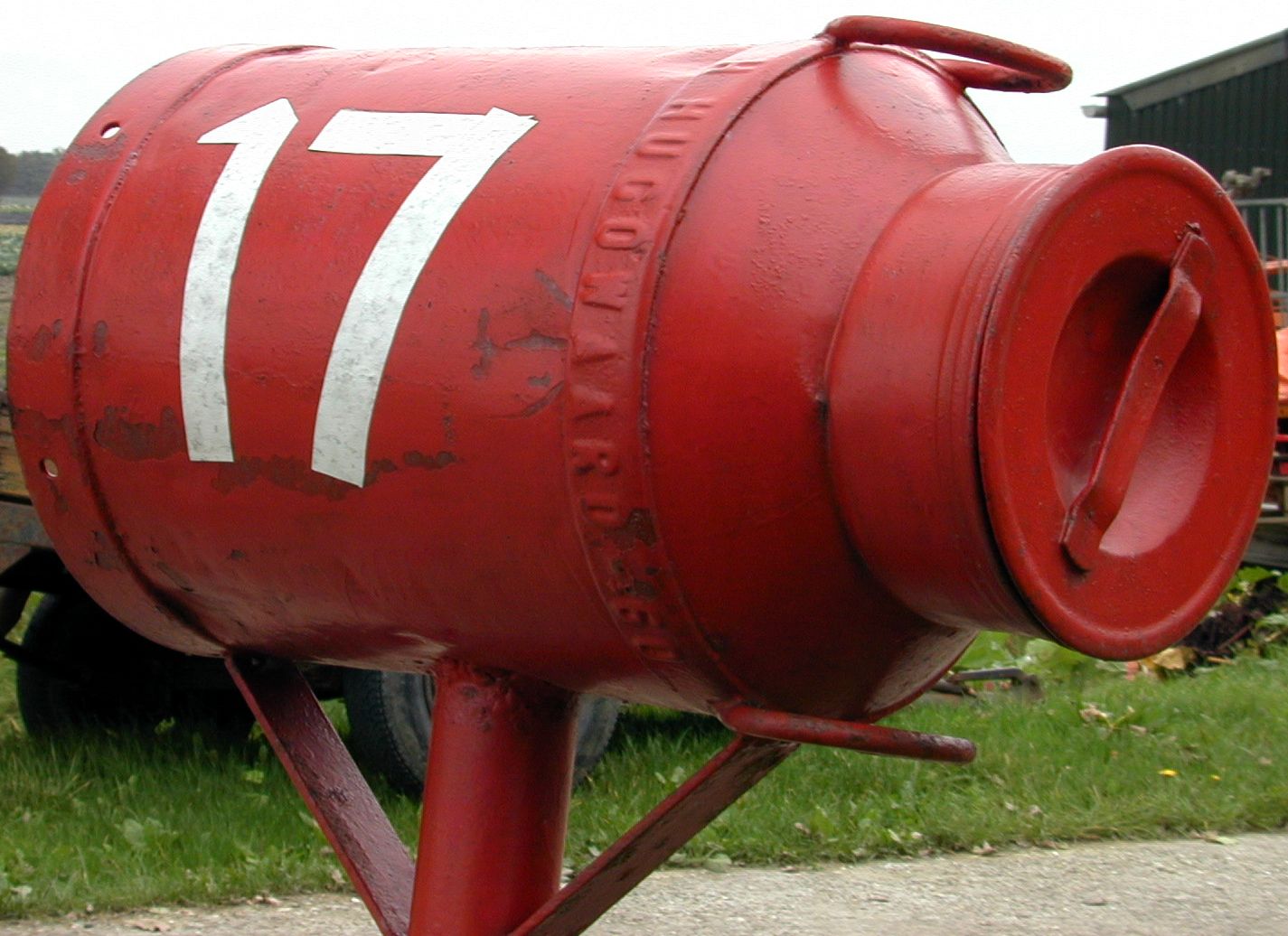 mailbox red letterbox churn can milk-churn milk-can typo typography modern 17 1 7