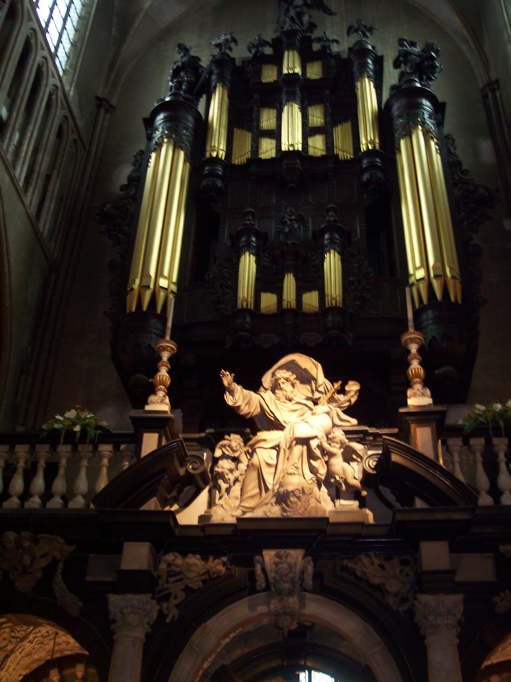 dario baroque organ pipe pipes black gold church