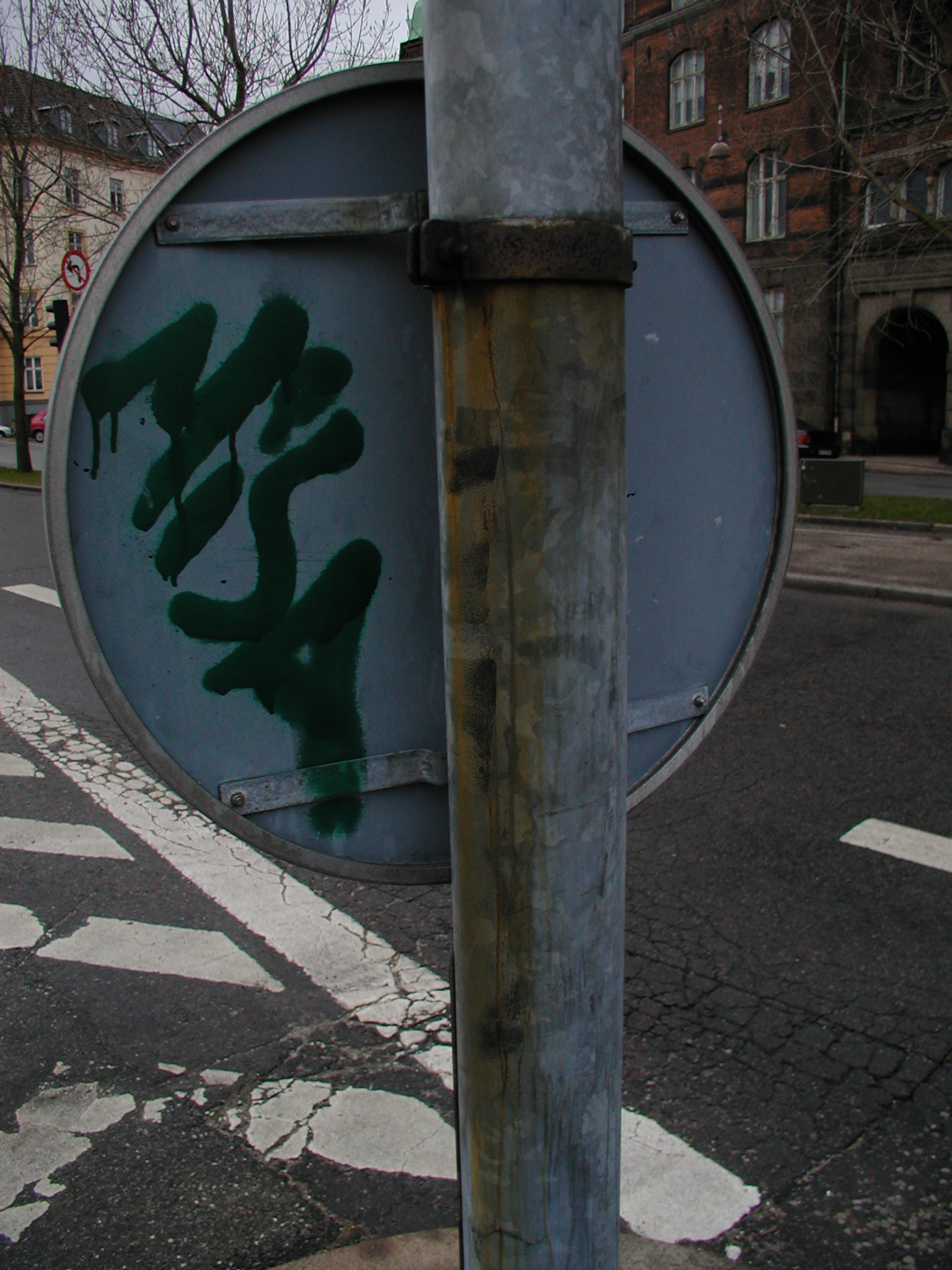 tabus sign back traffic trafficsign graffiti urban inner city