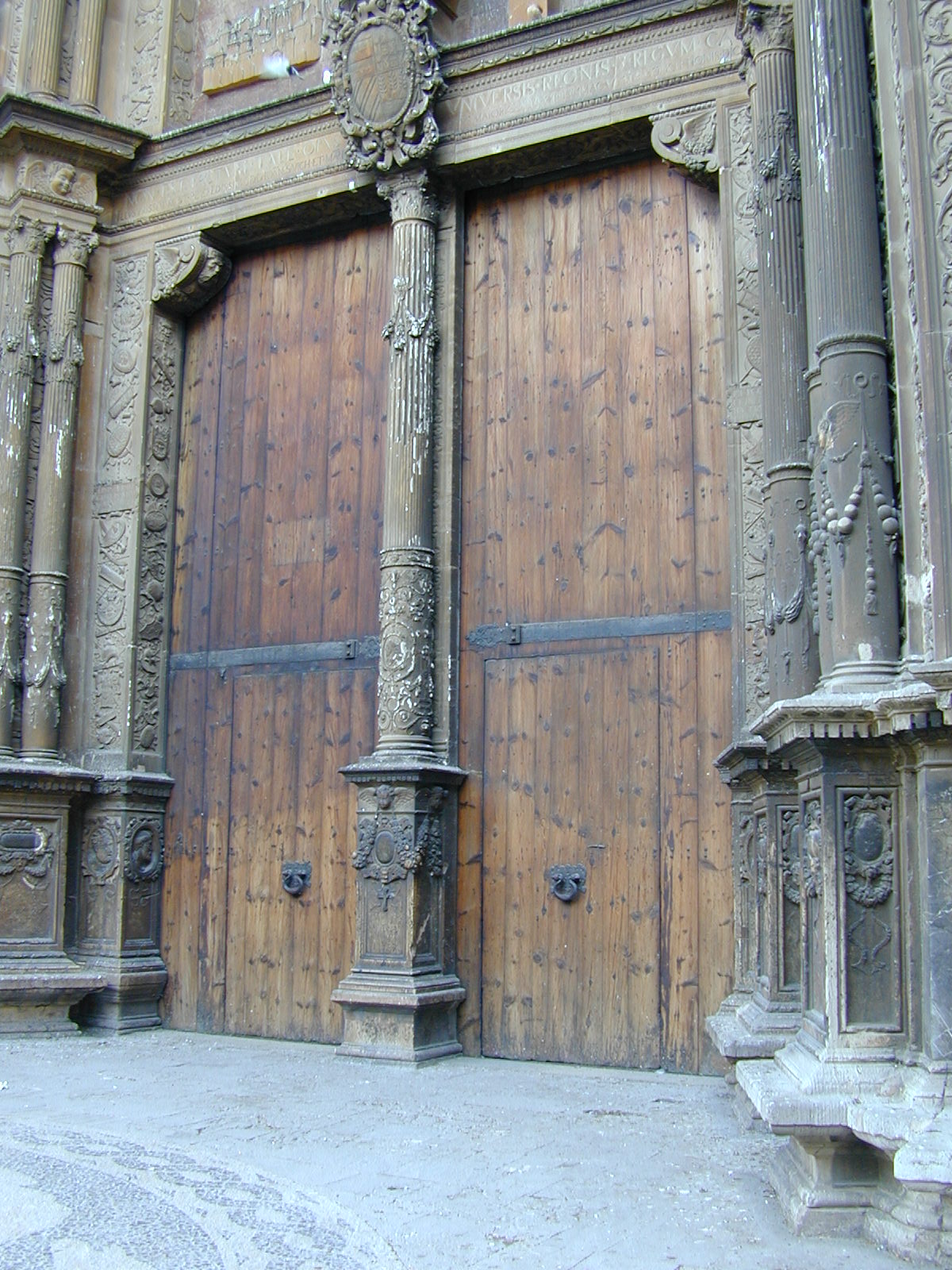 church doors large wood door