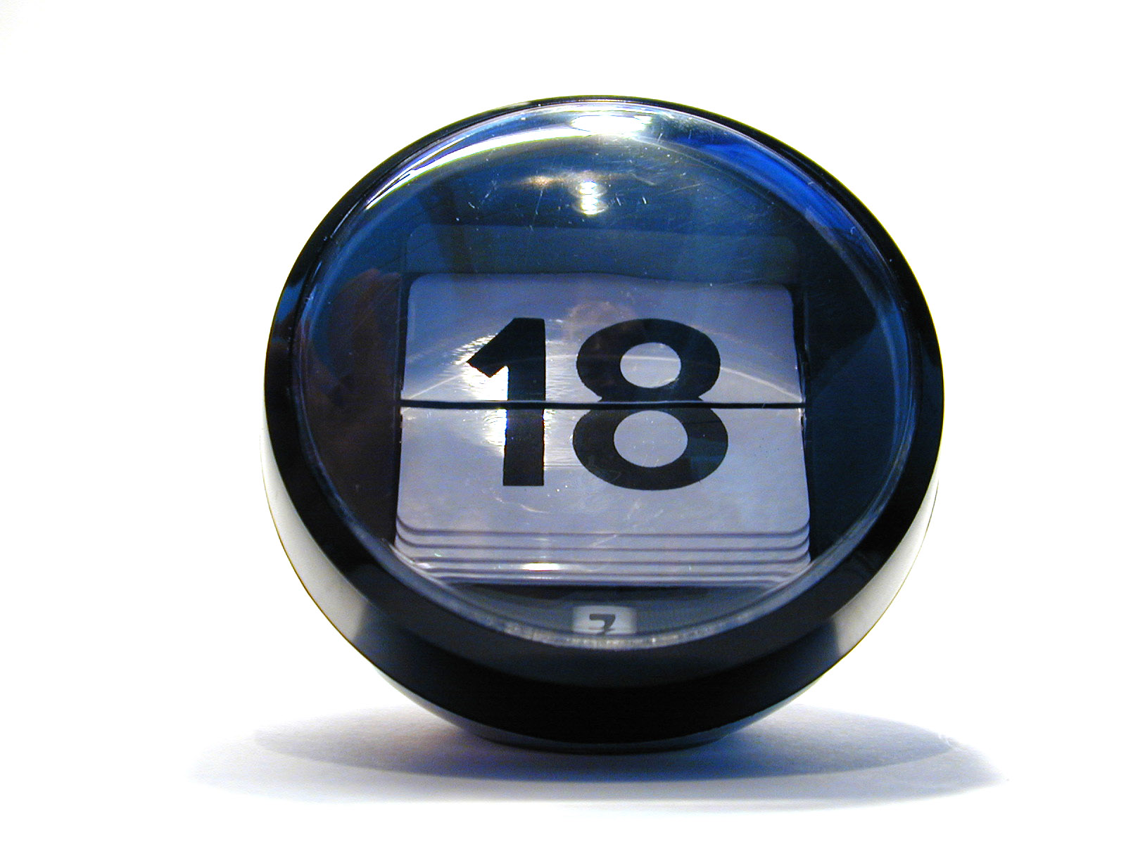 globe sphere plastic number counter 18 eighteen clock
