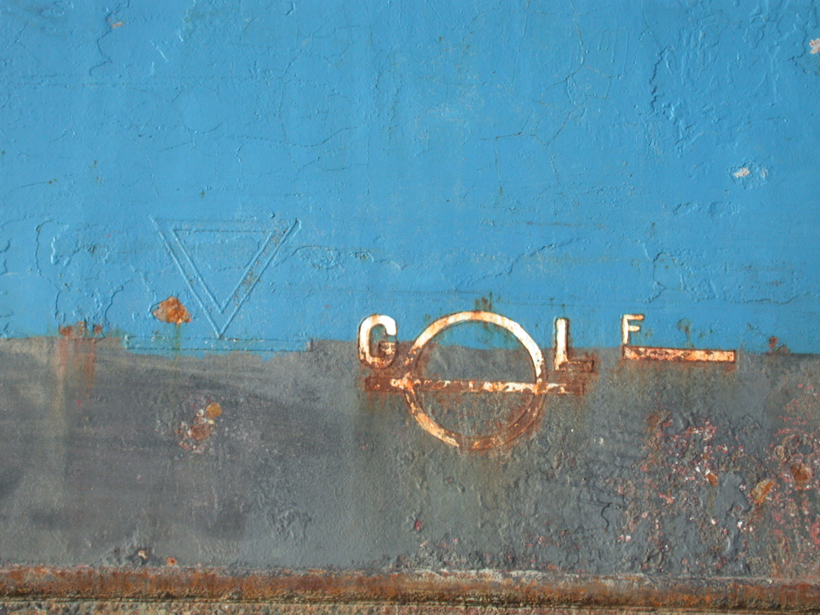 metal rust iron golf car paint rusted blue